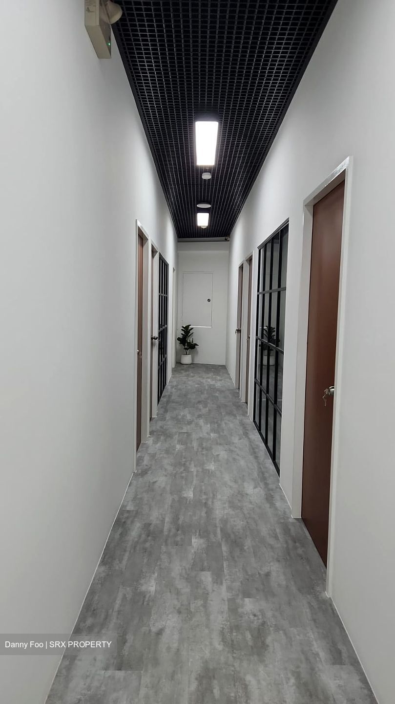 Oxley Bizhub (D14), Office #445946781